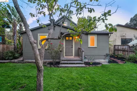Exterior - 2129 Roosevelt Ave, Berkeley, CA 94703 photo 14 of 19