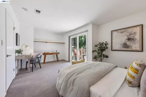 Bedroom - 1814 Wildbrook Ct #C, Concord, CA 94521 photo 7 of 9