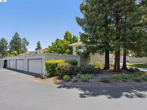 Exterior - 1814 Wildbrook Ct #C, Concord, CA 94521 photo 18 of 19