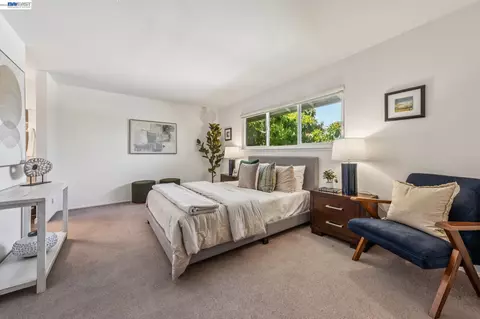 Bedroom - 1814 Wildbrook Ct #C, Concord, CA 94521 photo 1 of 9