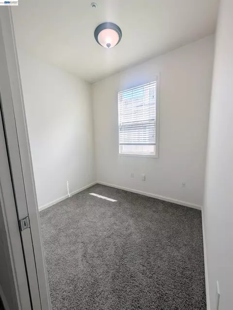 Bedroom - 3613 Whitworth Dr, Dublin, CA 94568 photo 4 of 5