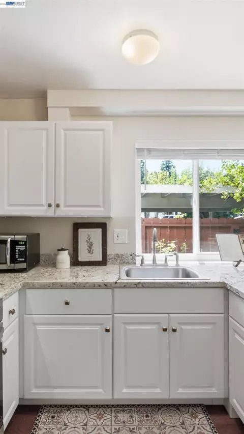 Kitchen - 3159 Saginaw Ct, Pleasanton, CA 94588 photo 3 of 4