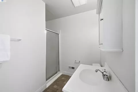Bath - 3159 Saginaw Ct, Pleasanton, CA 94588 photo 4 of 5