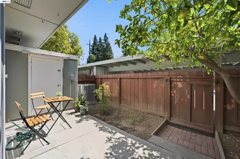 Exterior - 3159 Saginaw Ct, Pleasanton, CA 94588 photo 2 of 4