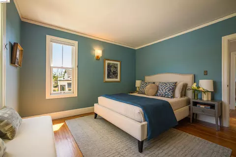 Bedroom - 1564 Beverly Pl, Berkeley, CA 94706 photo 5 of 6