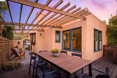 Exterior - 1564 Beverly Pl, Berkeley, CA 94706 photo 13 of 15