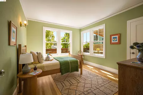 Bedroom - 1564 Beverly Pl, Berkeley, CA 94706 photo 1 of 6