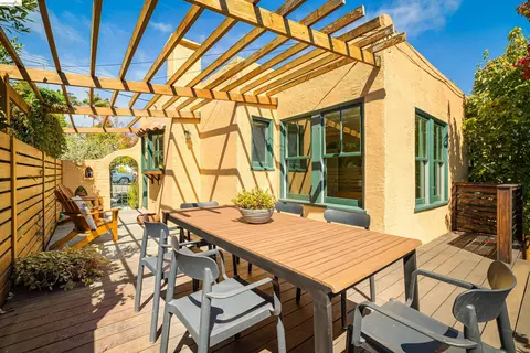 Exterior - 1564 Beverly Pl, Berkeley, CA 94706 photo 5 of 15