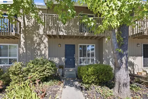 1305 Waterfall Way, Concord, CA 94521