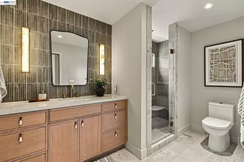 Bath - 6801 Buckingham Blvd, Berkeley, CA 94705 photo 1 of 6