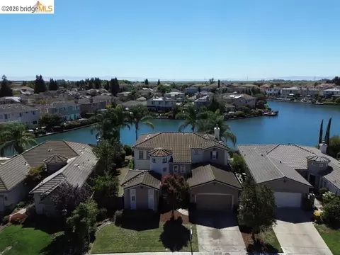 4445 Spyglass Dr, Stockton, CA 95219