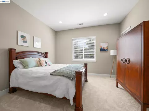 Bedroom - 65 Stonebrae Rd, Hayward, CA 94542 photo 1 of 2