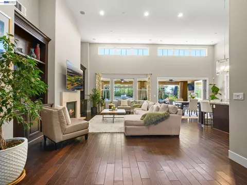 Living - 65 Stonebrae Rd, Hayward, CA 94542 photo 1 of 5