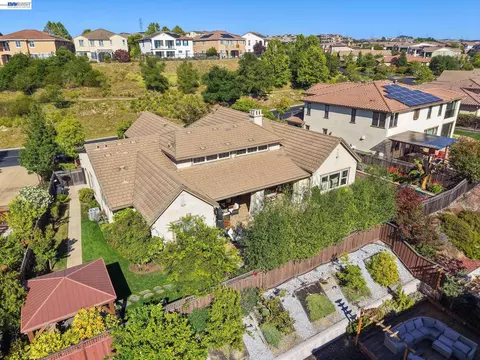 View/Area - 65 Stonebrae Rd, Hayward, CA 94542 photo 1 of 17