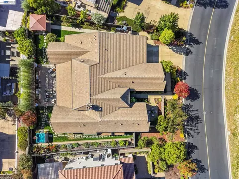View/Area - 65 Stonebrae Rd, Hayward, CA 94542 photo 3 of 17