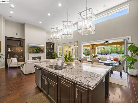 Kitchen - 65 Stonebrae Rd, Hayward, CA 94542 photo 1 of 5