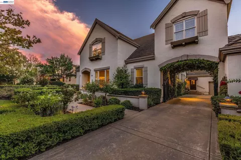Exterior - 3019 E Ruby Hill Dr, Pleasanton, CA 94566 photo 3 of 10