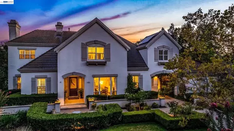 Exterior - 3019 E Ruby Hill Dr, Pleasanton, CA 94566 photo 4 of 10