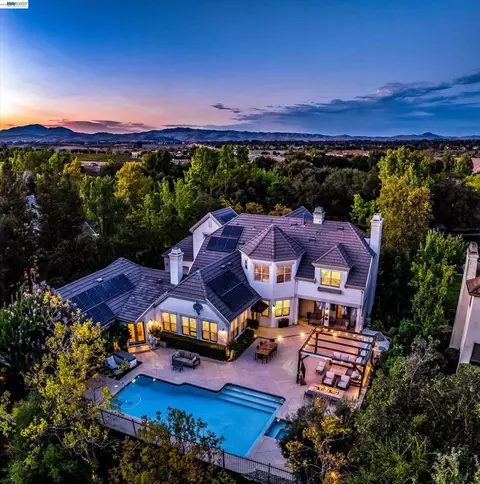 View/Area - 3019 E Ruby Hill Dr, Pleasanton, CA 94566 photo 1 of 4