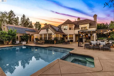 Exterior - 3019 E Ruby Hill Dr, Pleasanton, CA 94566 photo 5 of 10