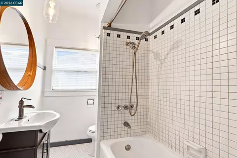 Bath - 1117 El Dorado, Vallejo, CA 94590 photo 1 of 1