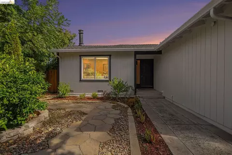 Exterior - 545 E Arques Ave, Sunnyvale, CA 94085 photo 8 of 15