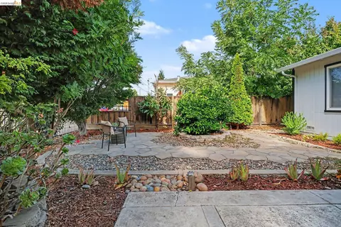 Exterior - 545 E Arques Ave, Sunnyvale, CA 94085 photo 5 of 15