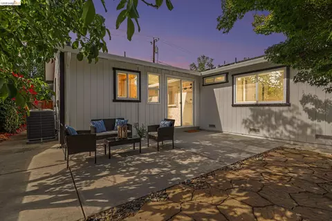 Exterior - 545 E Arques Ave, Sunnyvale, CA 94085 photo 10 of 15
