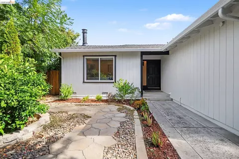 Exterior - 545 E Arques Ave, Sunnyvale, CA 94085 photo 7 of 15