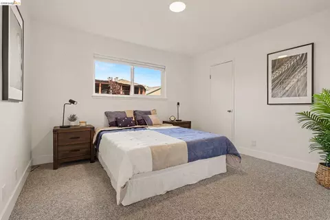 Bedroom - 545 E Arques Ave, Sunnyvale, CA 94085 photo 3 of 4