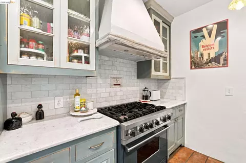 Kitchen - 893 Santa Barbara Rd, Berkeley, CA 94707 photo 2 of 5