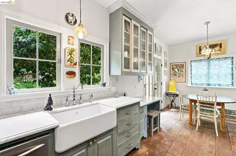 Kitchen - 893 Santa Barbara Rd, Berkeley, CA 94707 photo 5 of 5