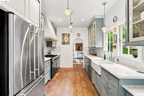 Kitchen - 893 Santa Barbara Rd, Berkeley, CA 94707 photo 1 of 5
