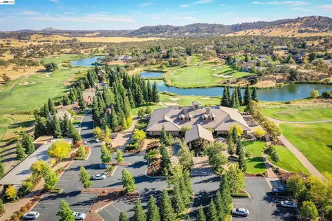 345 Hawkridge Rd, Copperopolis, CA 95228 photo 5