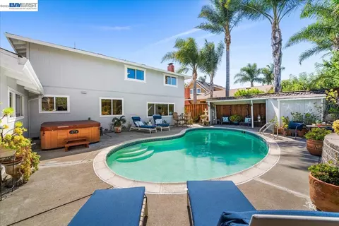 Exterior - 11738 Silvergate Dr, Dublin, CA 94568 photo 5 of 14