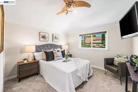 Bedroom - 11738 Silvergate Dr, Dublin, CA 94568 photo 4 of 8