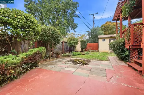 Exterior - 161 Viewmont Ave, Vallejo, CA 94590 photo 7 of 9