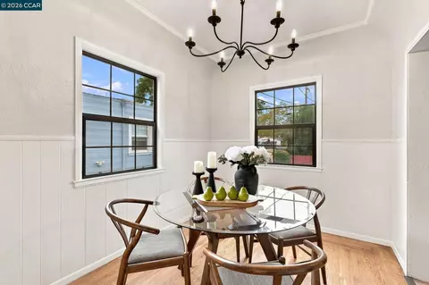 Dining - 161 Viewmont Ave, Vallejo, CA 94590 photo 2 of 2