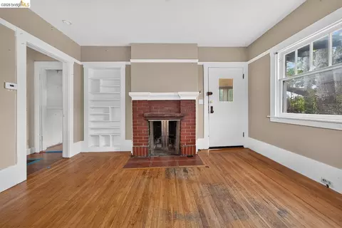 Living - 1645 9th, Berkeley, CA 94710 photo 1 of 4