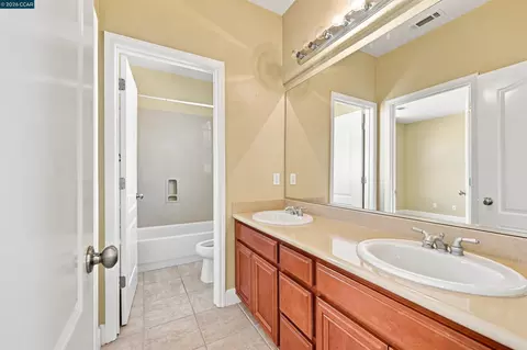 Bath - 5193 Crystyl Ranch Dr, Concord, CA 94521 photo 5 of 6