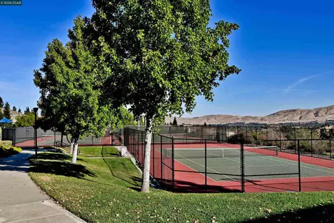 View/Area - 5193 Crystyl Ranch Dr, Concord, CA 94521 photo 2 of 2