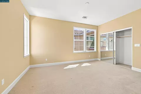 Bedroom - 5193 Crystyl Ranch Dr, Concord, CA 94521 photo 5 of 6