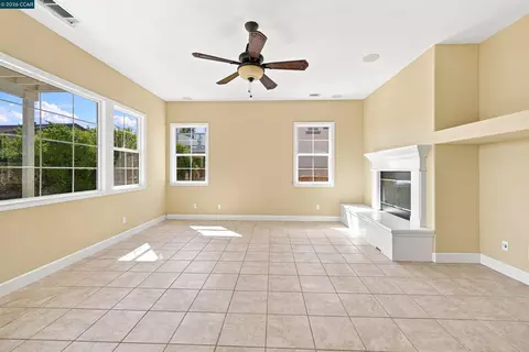 Living - 5193 Crystyl Ranch Dr, Concord, CA 94521 photo 4 of 8
