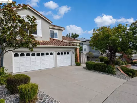 Exterior - 7634 Buckeye Ct, Dublin, CA 94568 photo 2 of 9