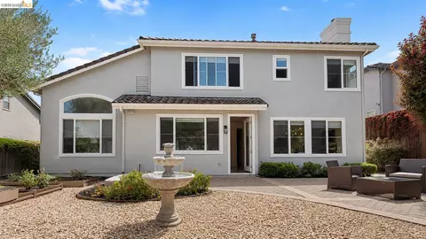 Exterior - 7634 Buckeye Ct, Dublin, CA 94568 photo 5 of 9