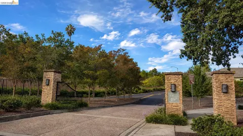 View/Area - 7634 Buckeye Ct, Dublin, CA 94568 photo 1 of 1