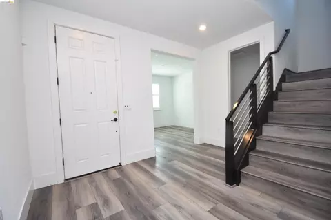 Entry Way - 2751 Macabee Dr, Lathrop, CA 95330 photo 1 of 3