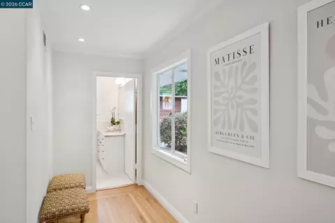 Entry Way - 1196 Monticello Rd, Lafayette, CA 94549 photo 2 of 3