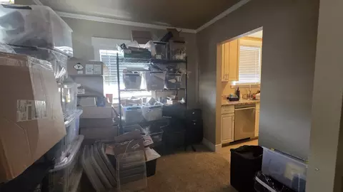 Entry Way - 817 Alameda St, Vallejo, CA 94590 photo 2 of 4