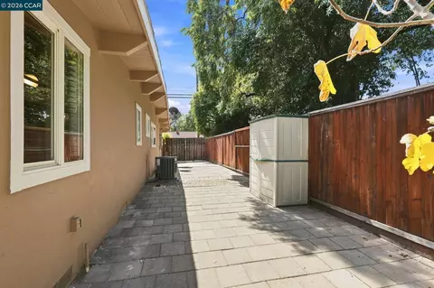 Exterior - 1741 Whitman Rd, Concord, CA 94518 photo 10 of 11